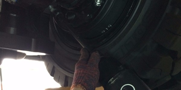 氣動工具在汽車行業(yè)有哪些應用？