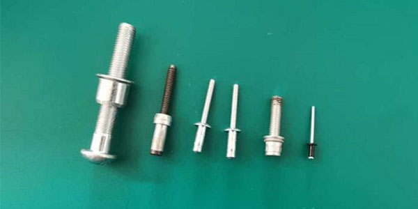 飛機(jī)制造為什么使用鉚釘來(lái)取代焊接