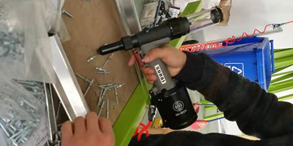 [速耐氣動(dòng)鉚釘槍]有哪些眾多優(yōu)點(diǎn)