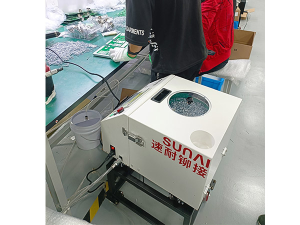 速耐鉚接和蘇州萬合電子達(dá)成合作